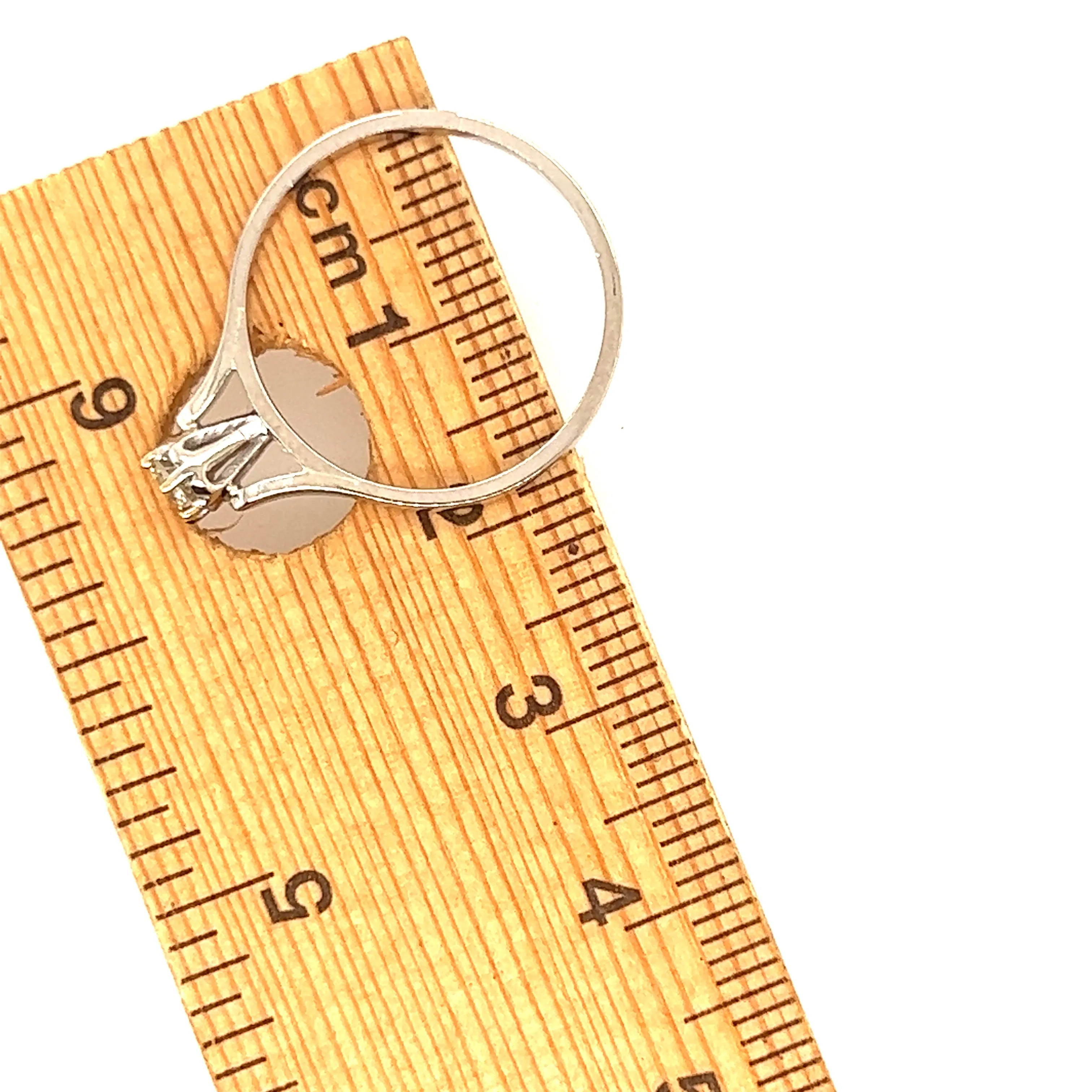 18ct White Gold Solitaire Diamond Ring