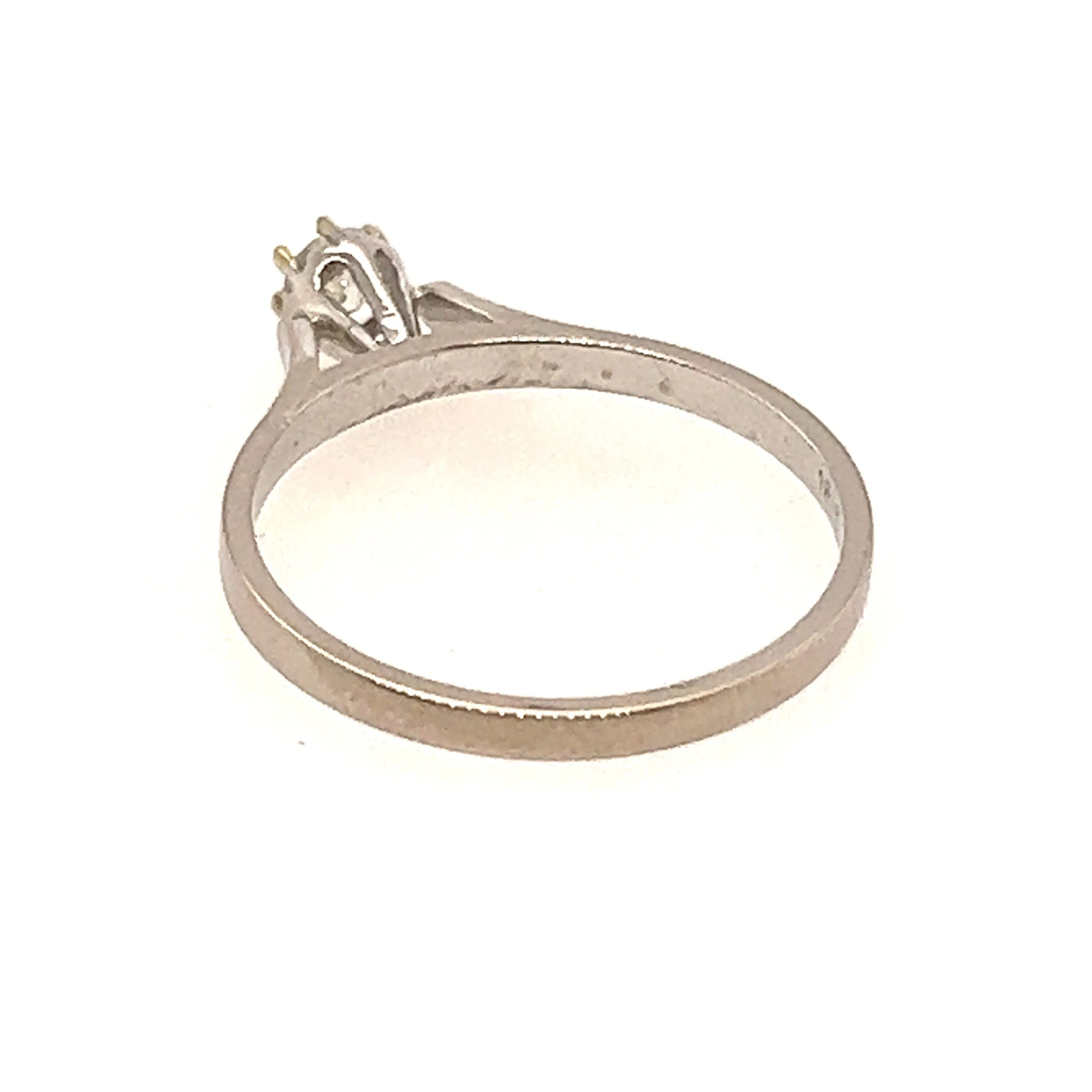18ct White Gold Solitaire Diamond Ring