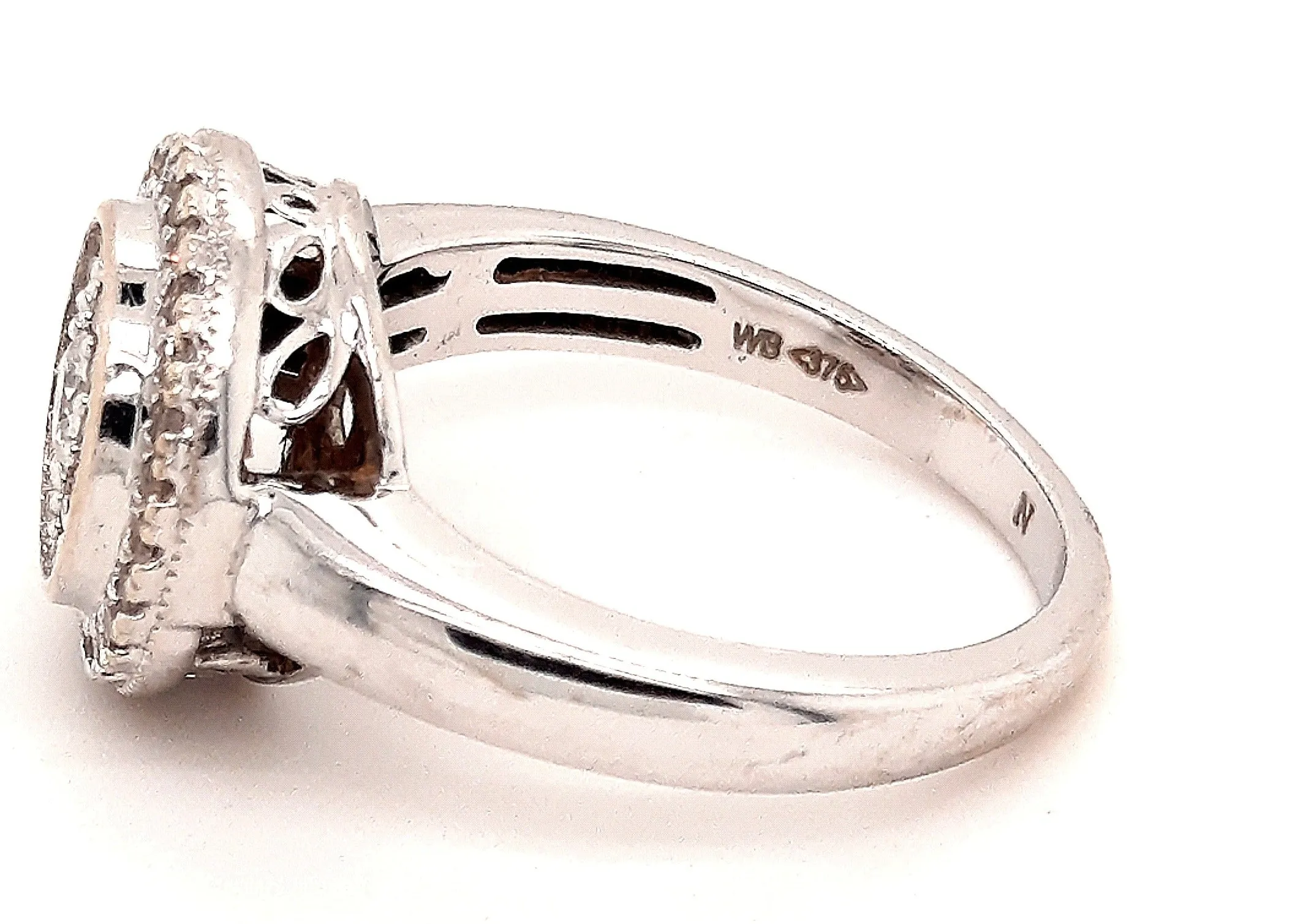 9ct White Gold 53 Stone Diamond Ring