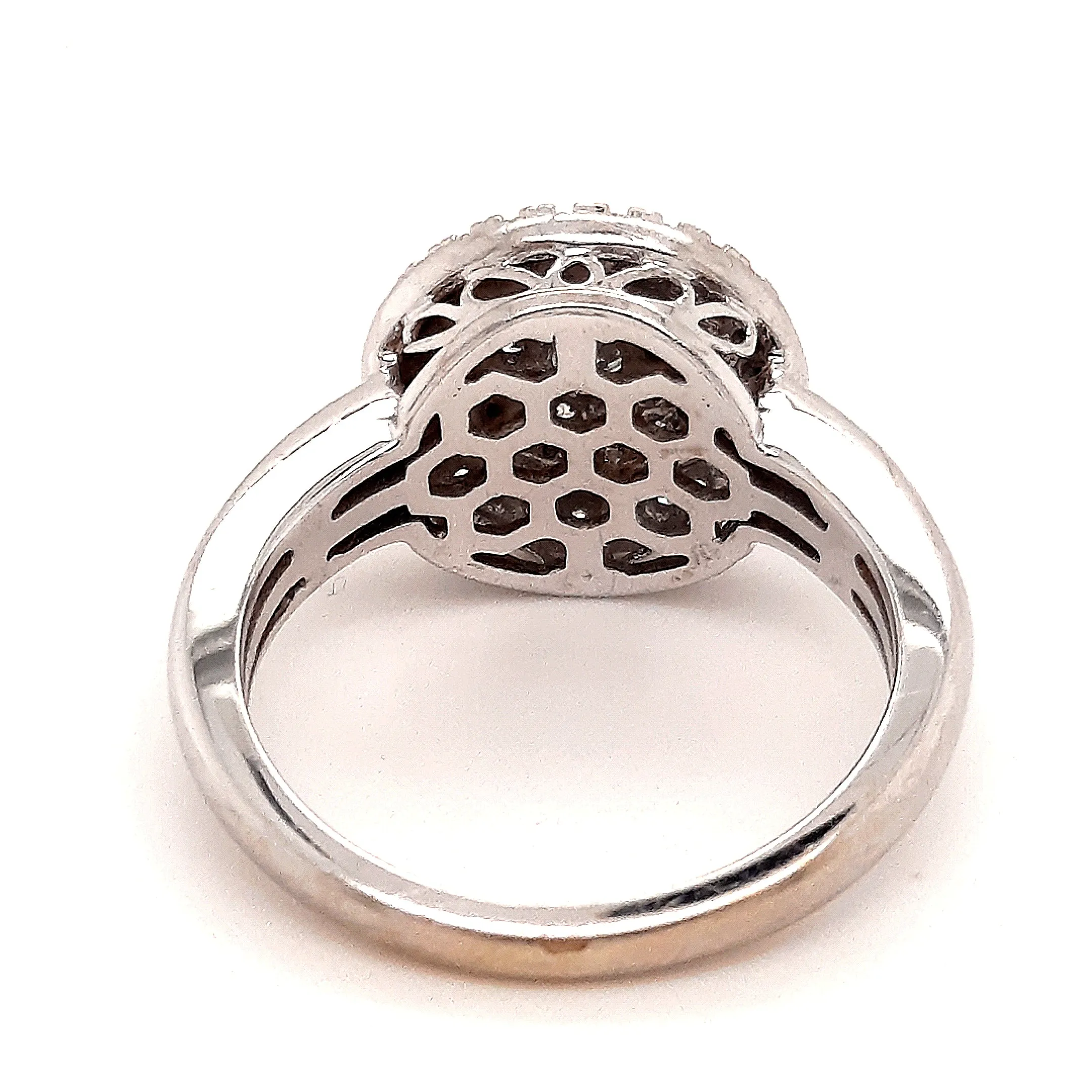 9ct White Gold 53 Stone Diamond Ring