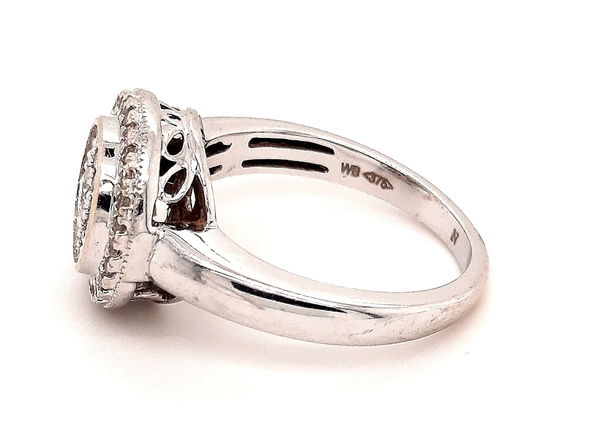 9ct White Gold 53 Stone Diamond Ring