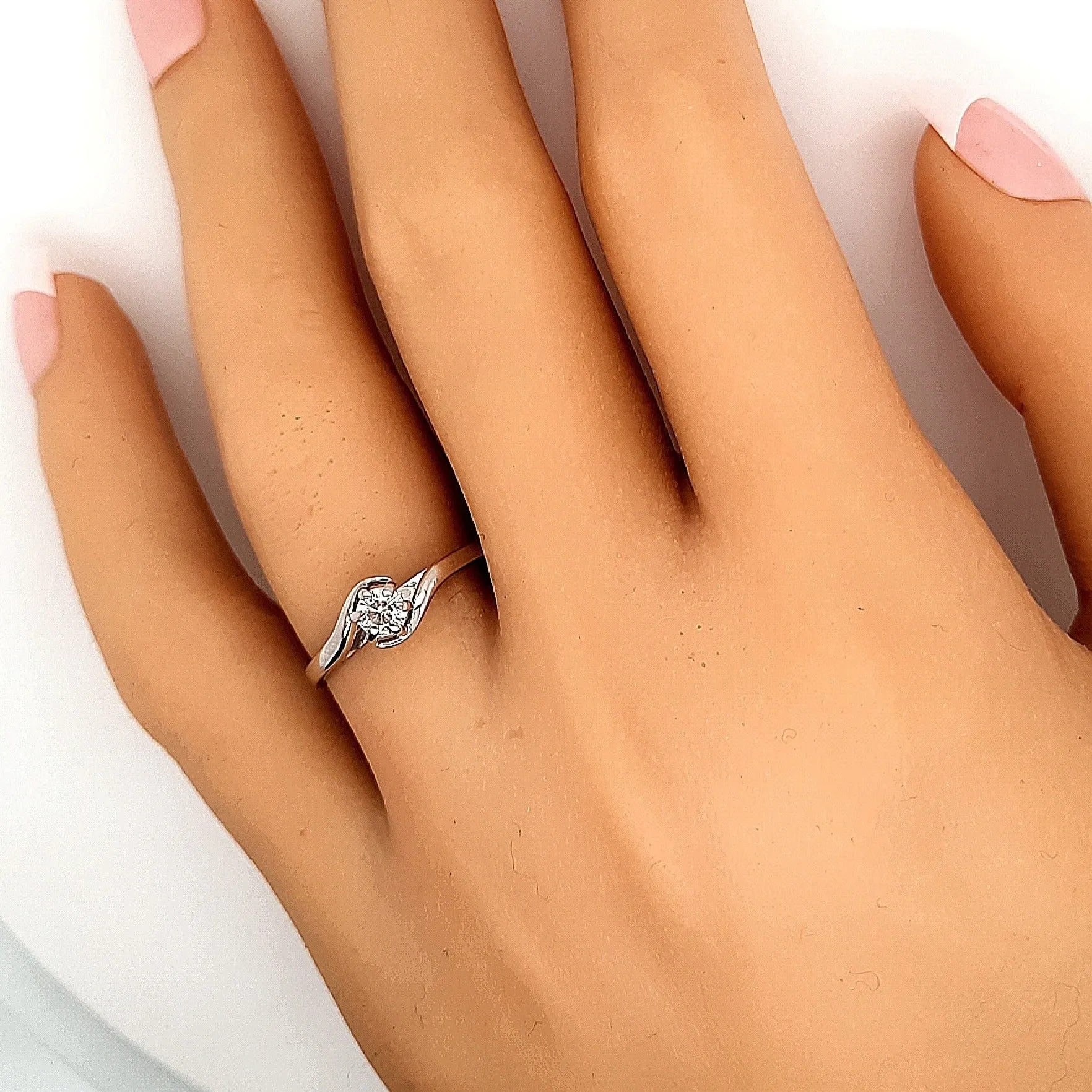 9ct White Gold Diamond .20ct Solitaire Ring