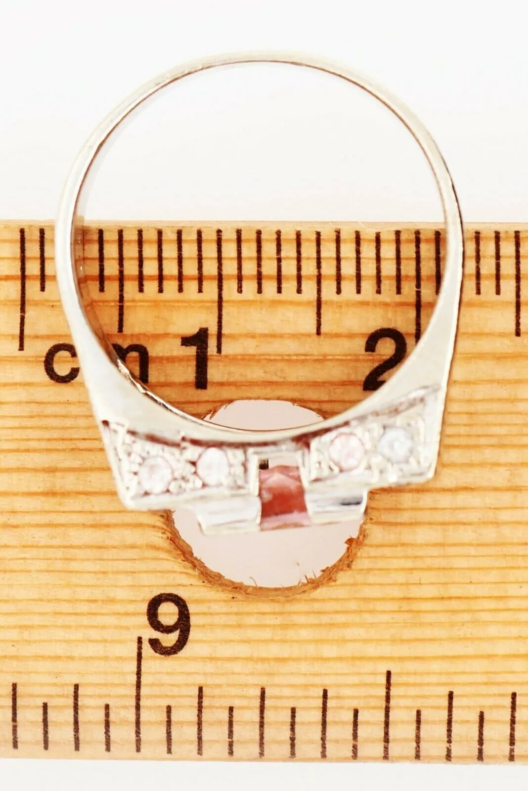 9ct White Gold Pink & White Cubic Zirconia Ring
