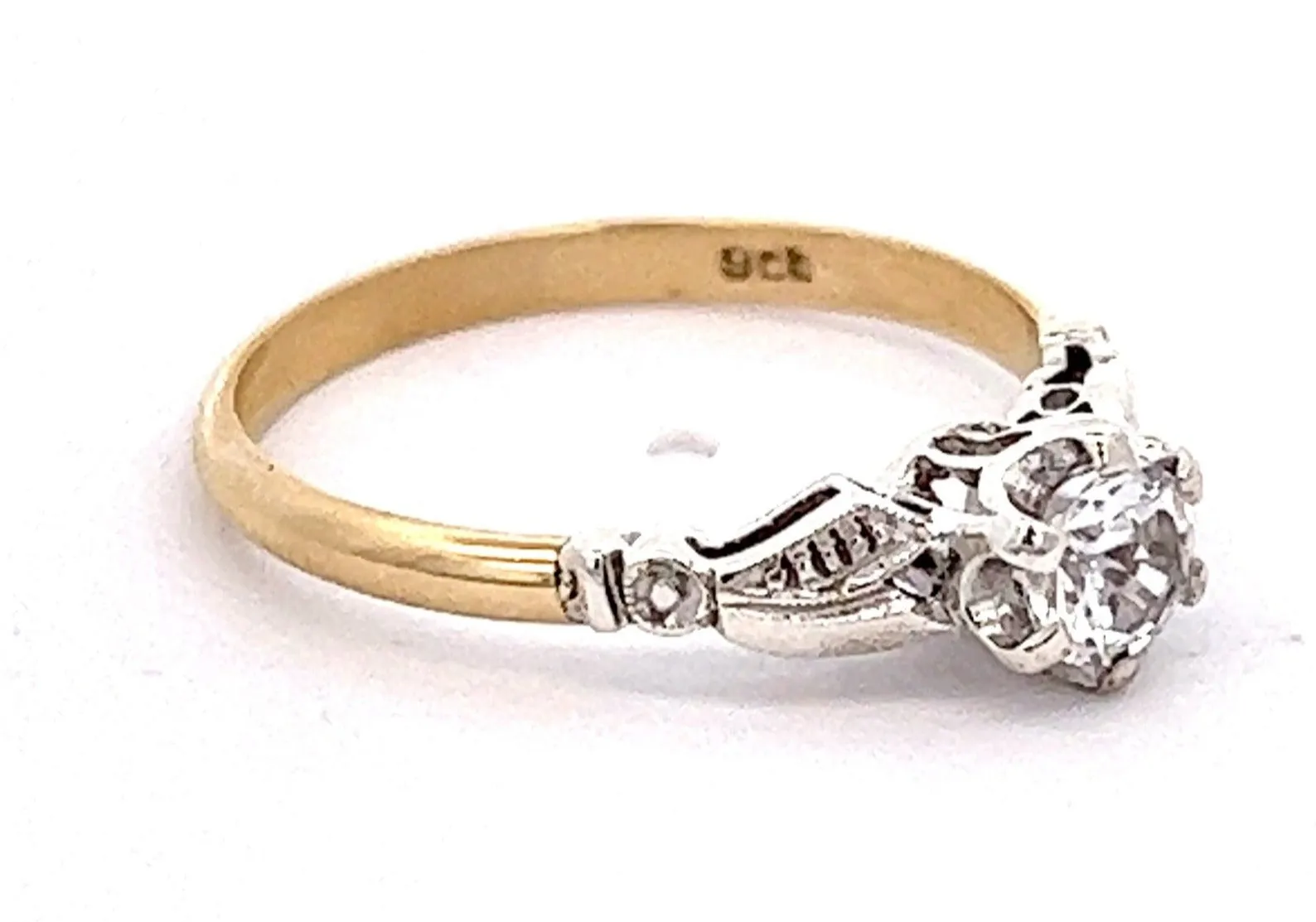 9ct Yellow & White Gold Spinel Ring