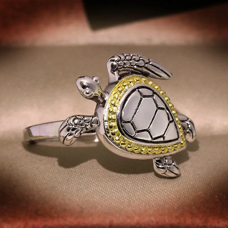 Amazing Vintage Turtle Ring filled with Crystals