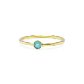 Banyan Dainty 18KT Gold Blue Apatite Ring
