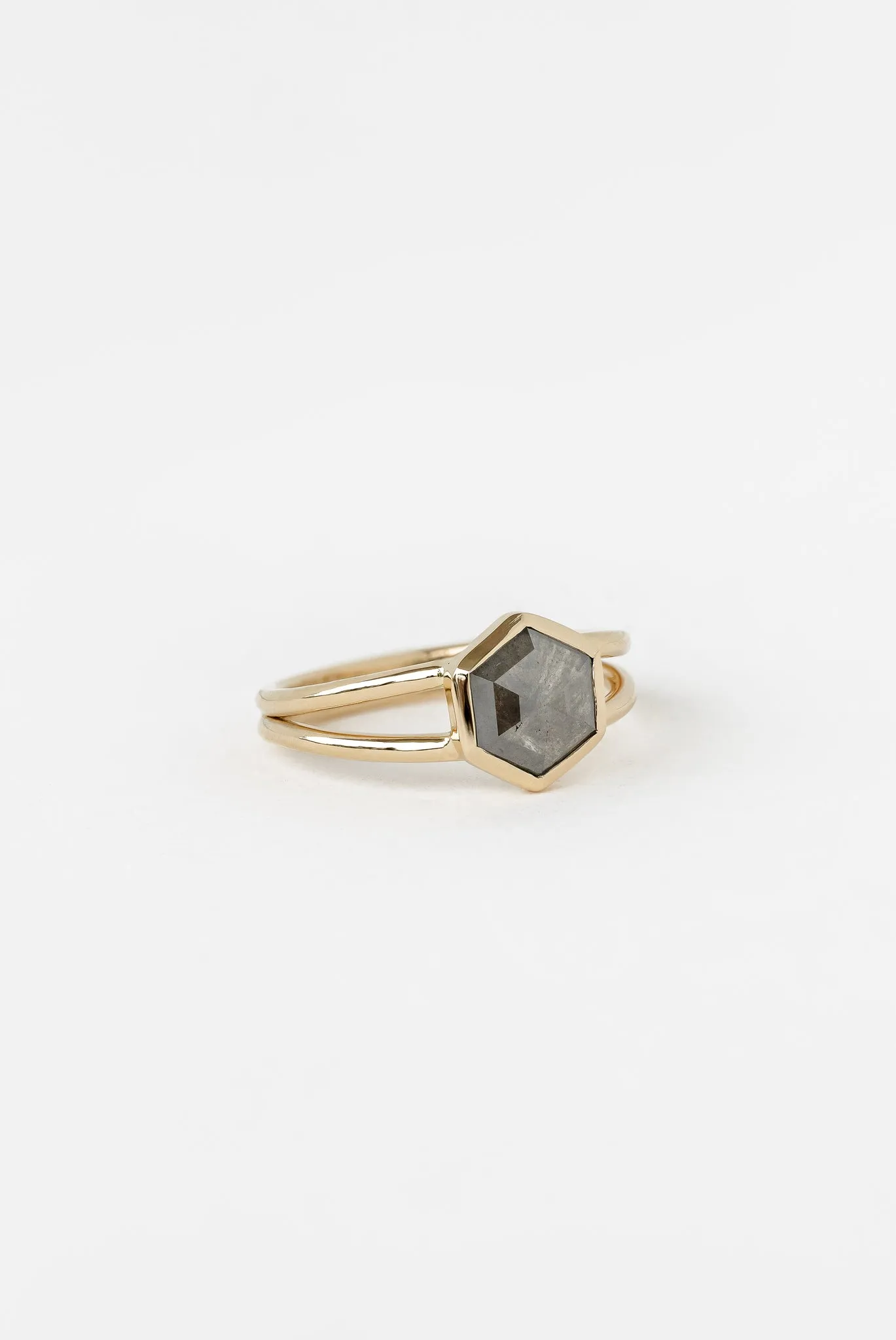 Bellatrix Ring with 1.34ct Salt and Pepper Diamond