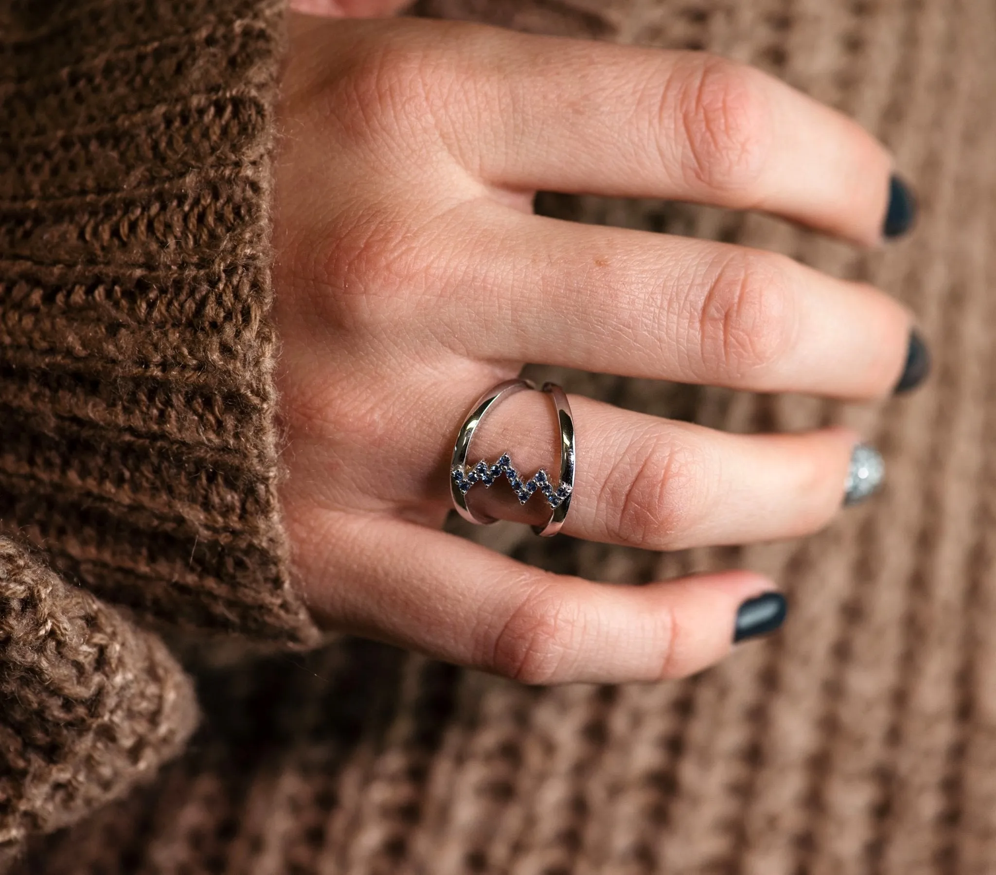 Blue Sapphire Mountain / Heartbeat Style Ring