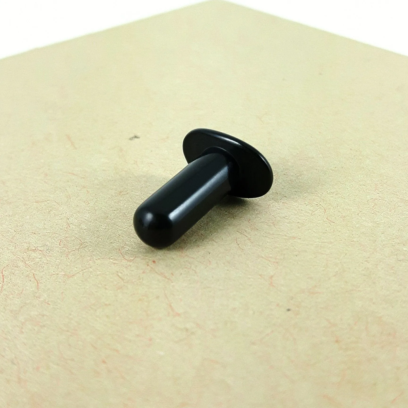 Delrin Round Labret Plug