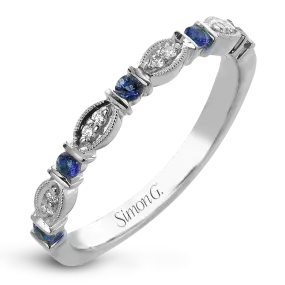 Fashion Ring in 18k Gold with Diamonds