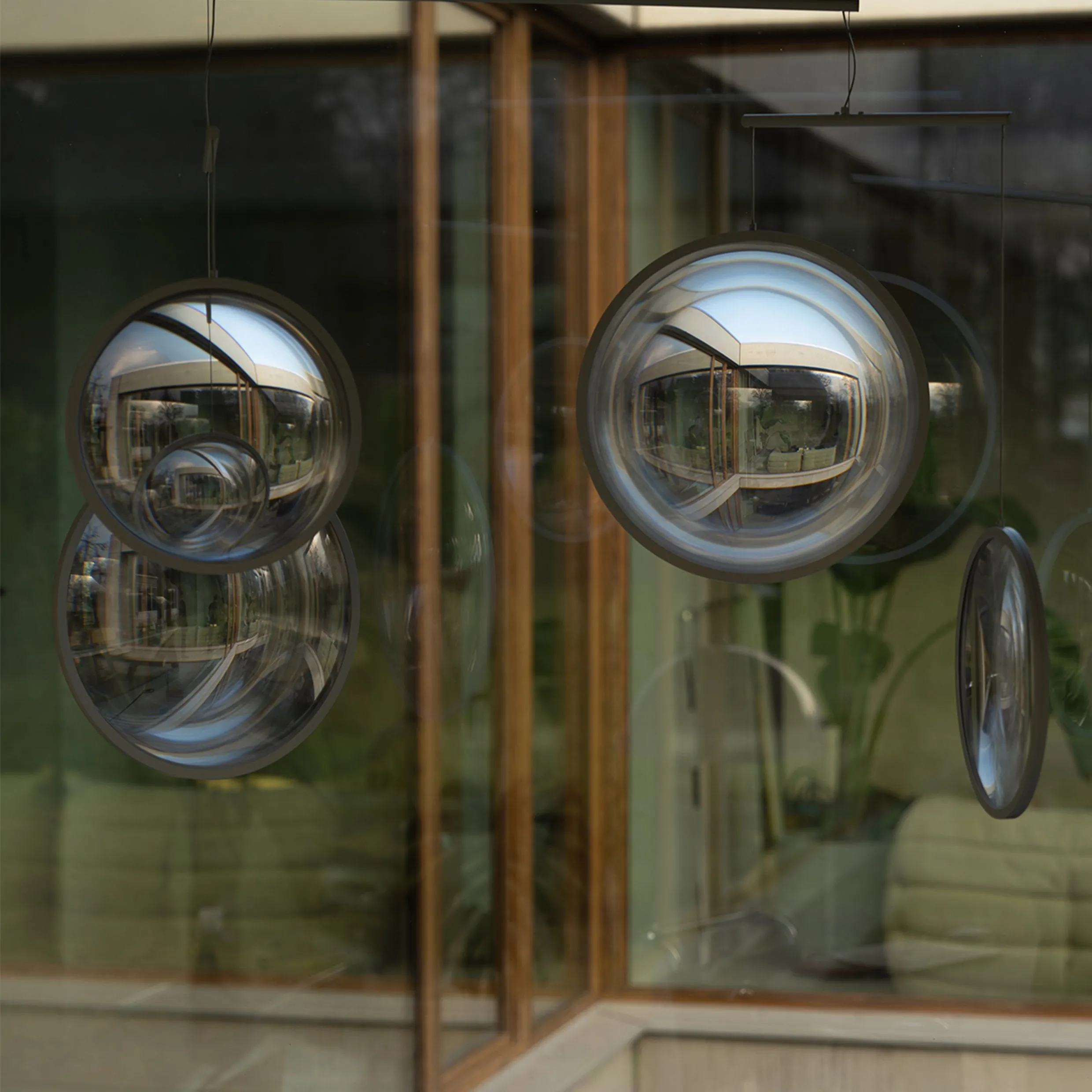 Focus Pendant Light