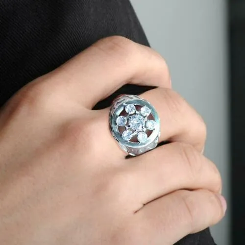 Jewellery Kingdom Mens Derby Pinky Signet Stainless Steel Cubic Zirconia Ring (Silver)