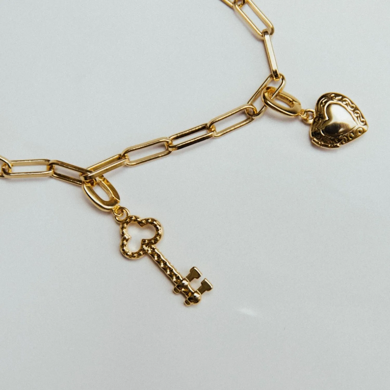 Key Charm (Gold)