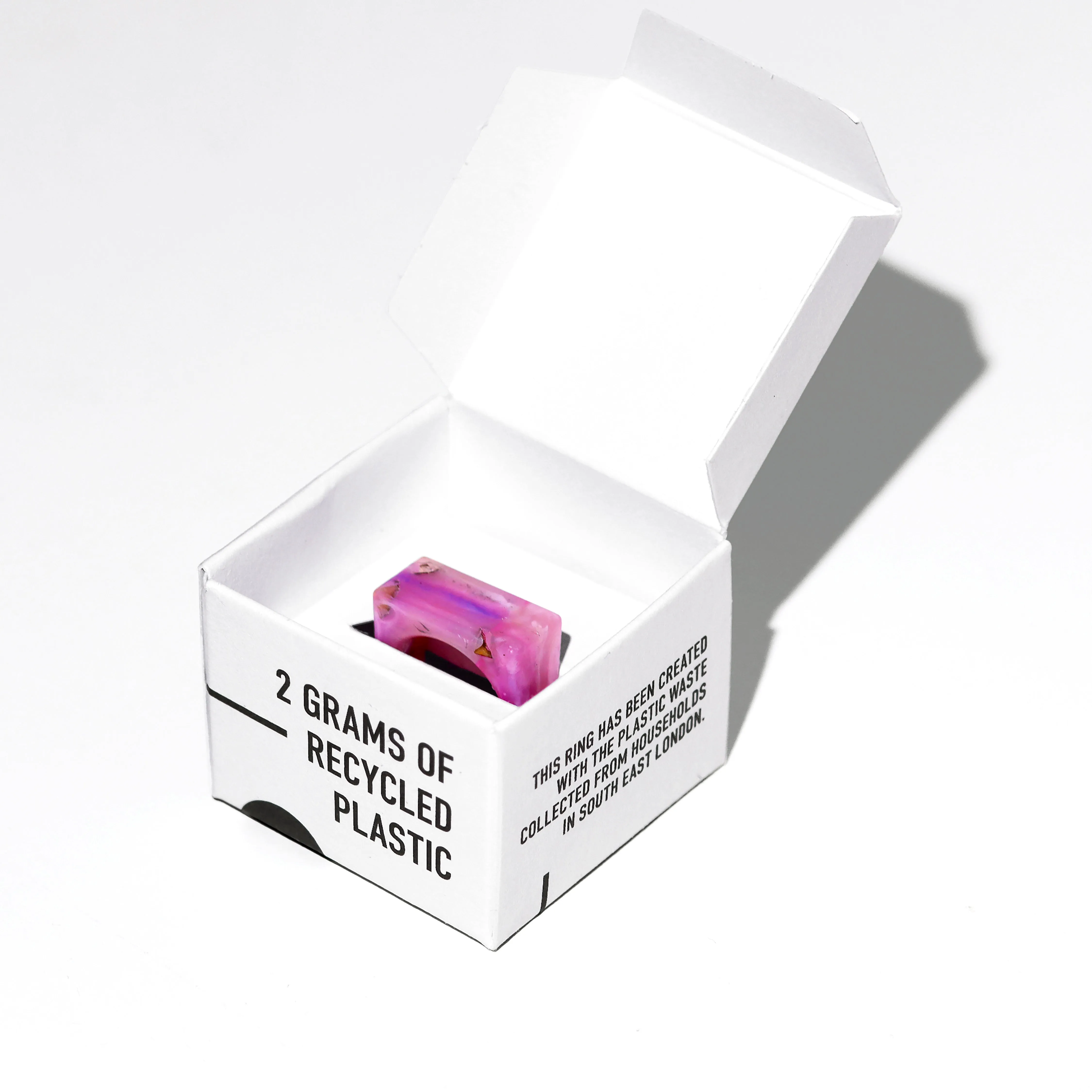 LIMITED EDITION 'Van'ish Ring' from Müll Club