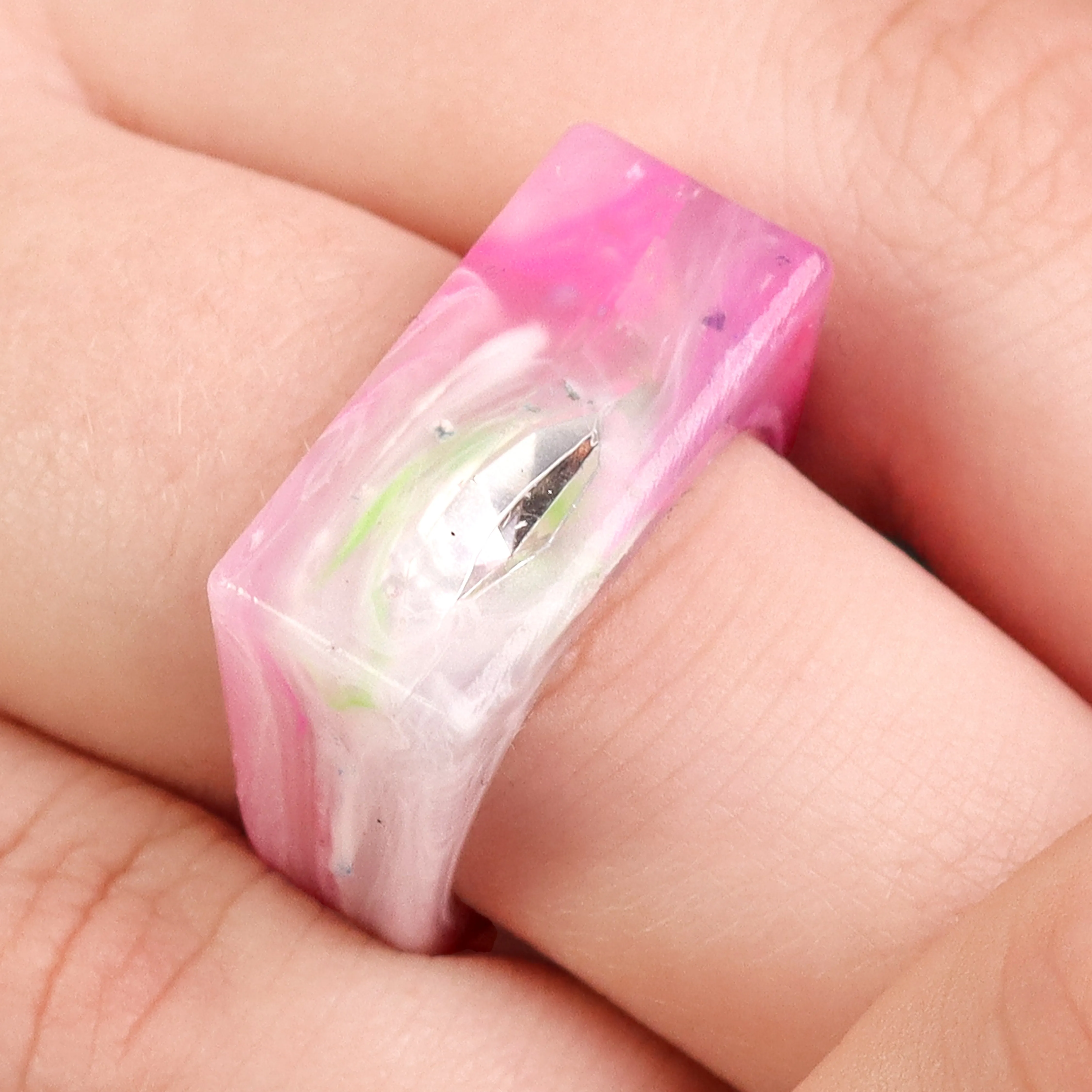 LIMITED EDITION 'Van'ish Ring' from Müll Club