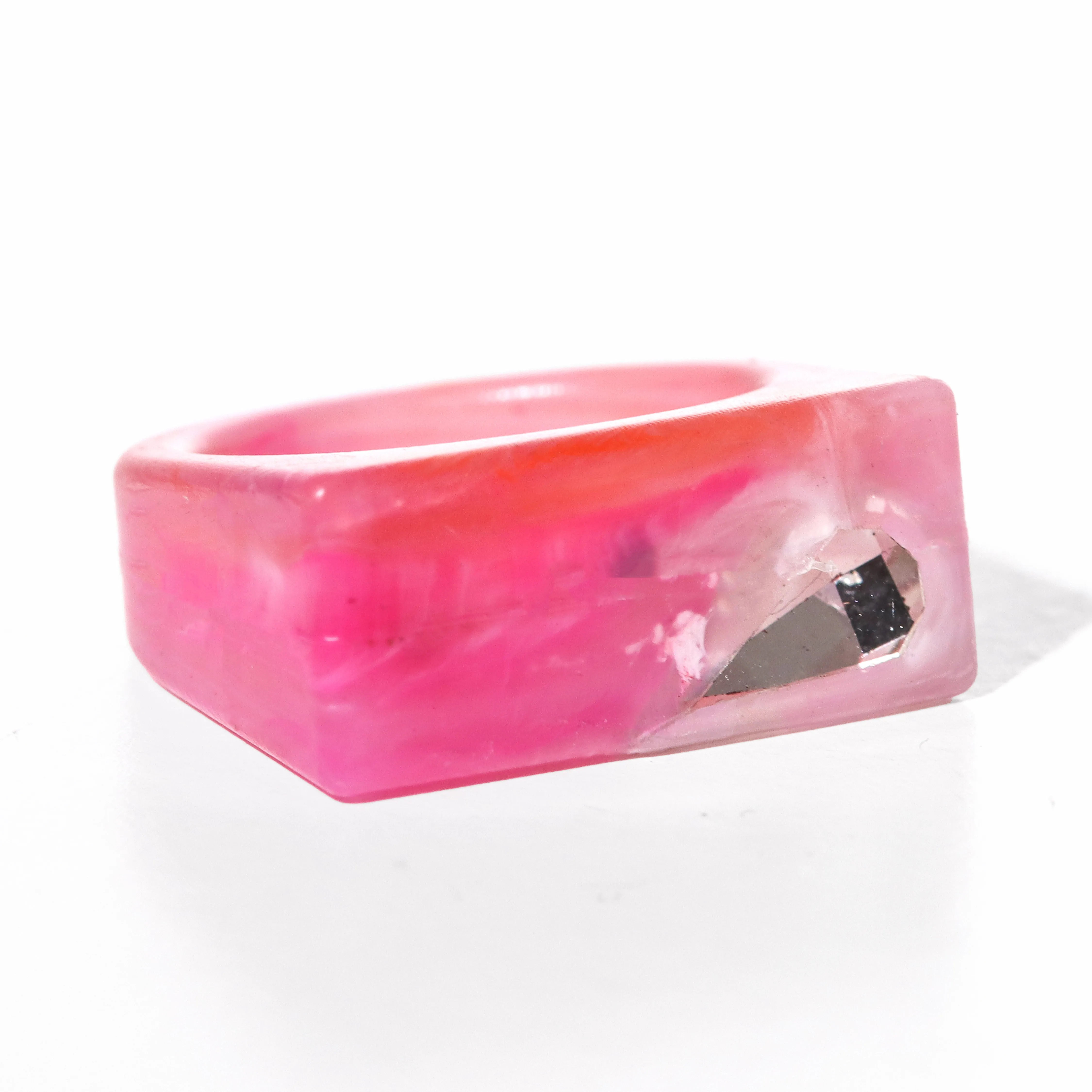 LIMITED EDITION 'Van'ish Ring' from Müll Club