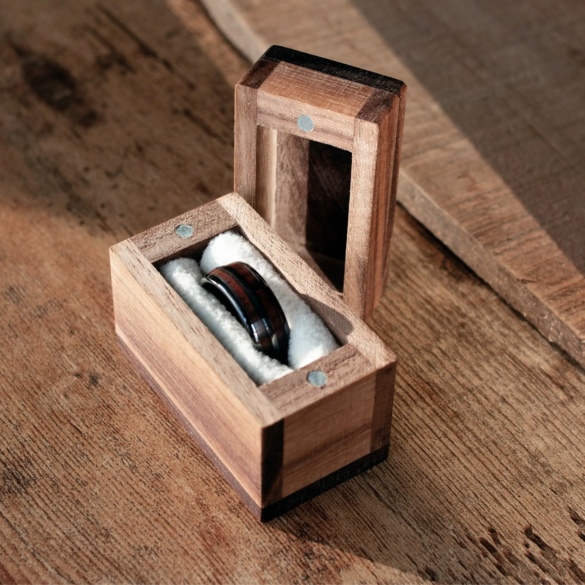 Magnetic Wooden Ring Box - Personalize