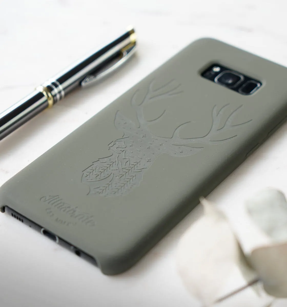 Night Stag Silicone - iPhone / Samsung
