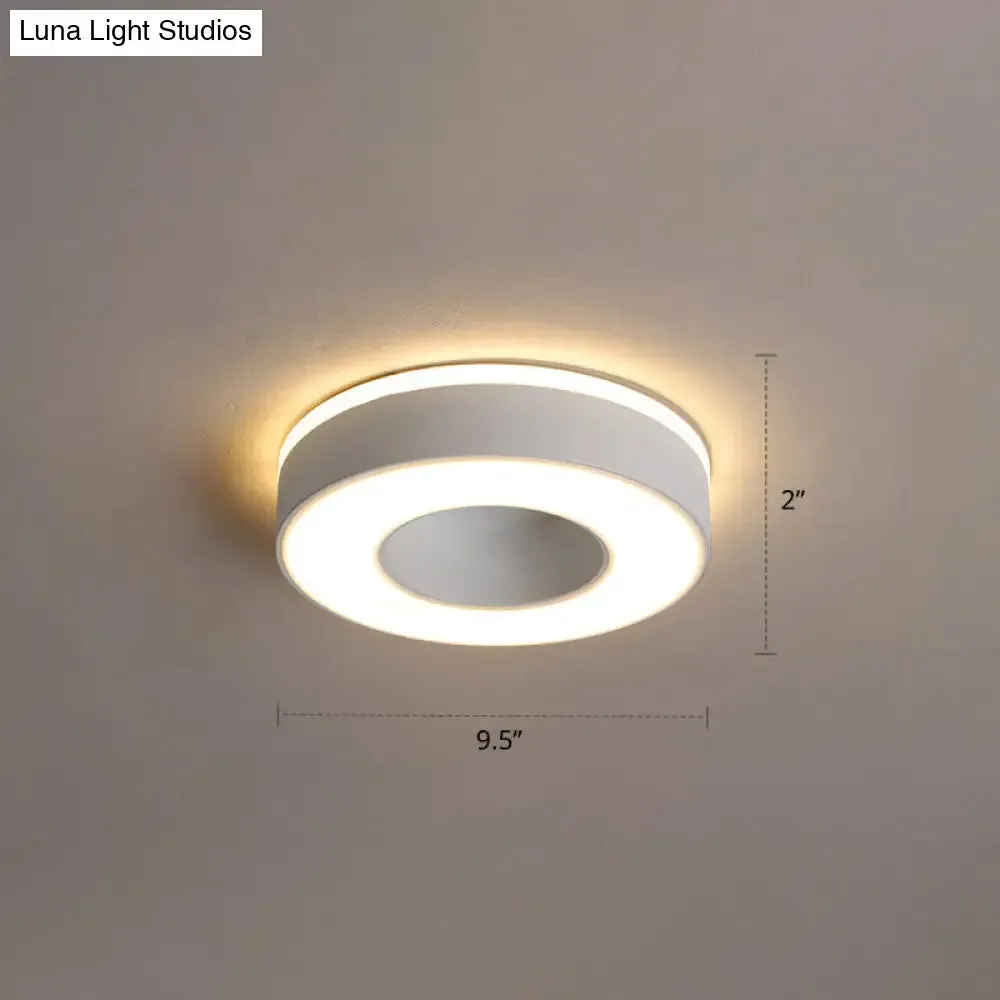 Nordic Style LED Flush Mount Ceiling Light with Acrylic Diffuser for Small Corridors