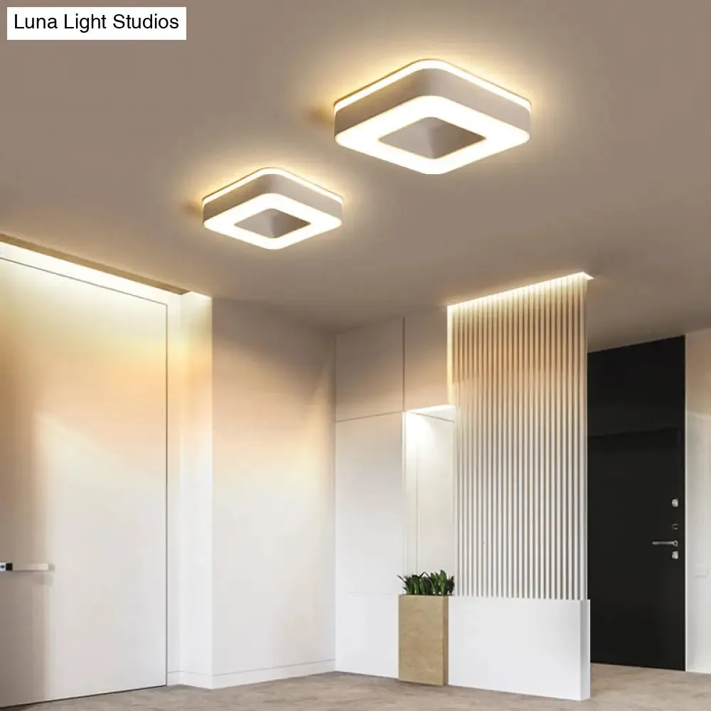 Nordic Style LED Flush Mount Ceiling Light with Acrylic Diffuser for Small Corridors