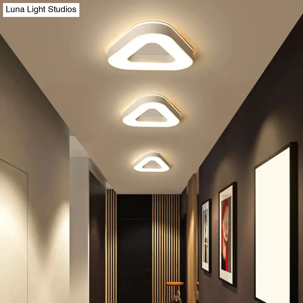 Nordic Style LED Flush Mount Ceiling Light with Acrylic Diffuser for Small Corridors