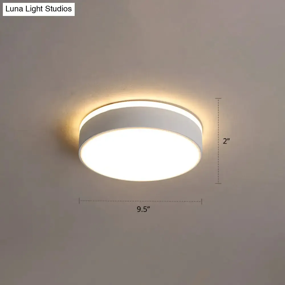 Nordic Style LED Flush Mount Ceiling Light with Acrylic Diffuser for Small Corridors