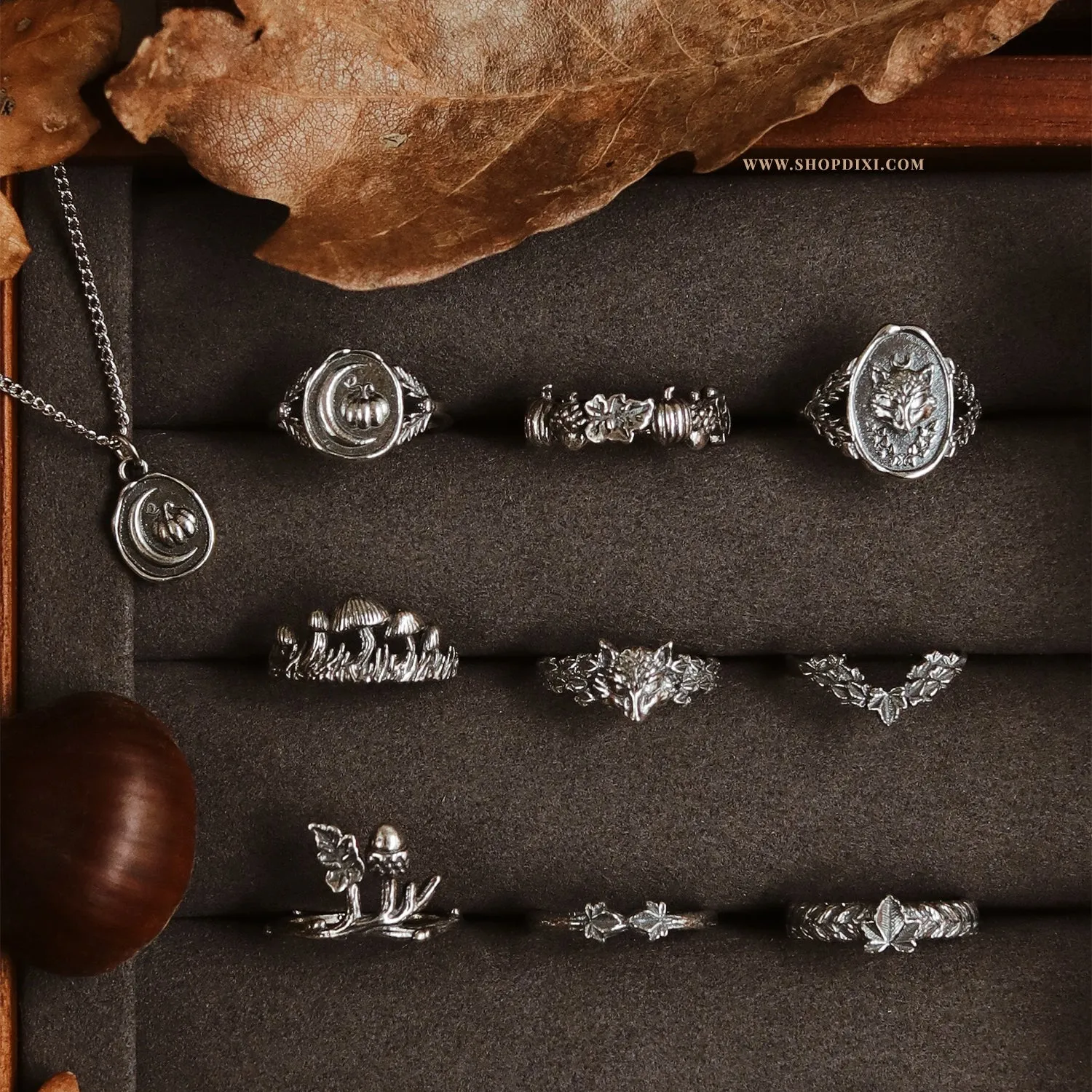 Pumpkin Crescent Cradle Wax Seal Ring