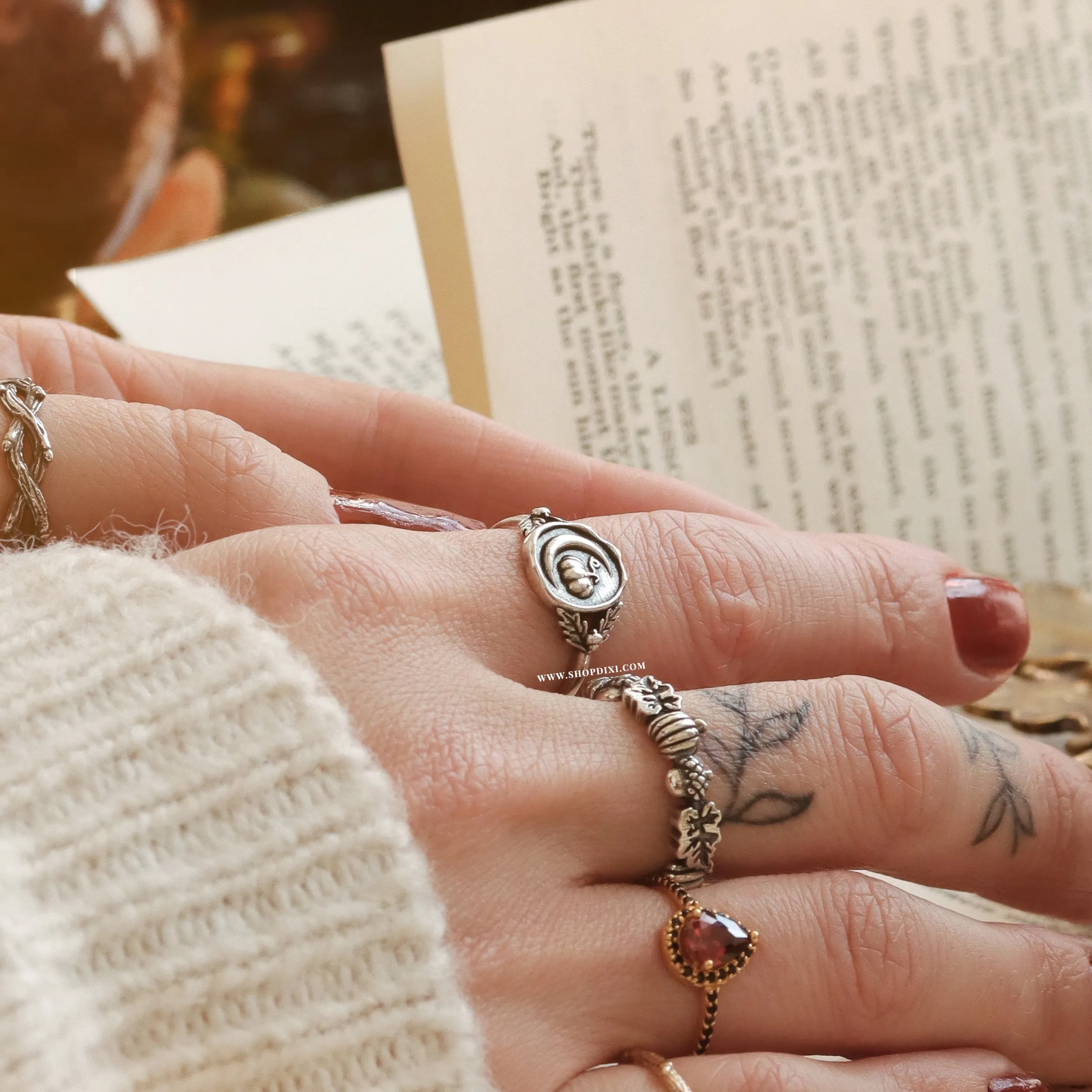 Pumpkin Crescent Cradle Wax Seal Ring