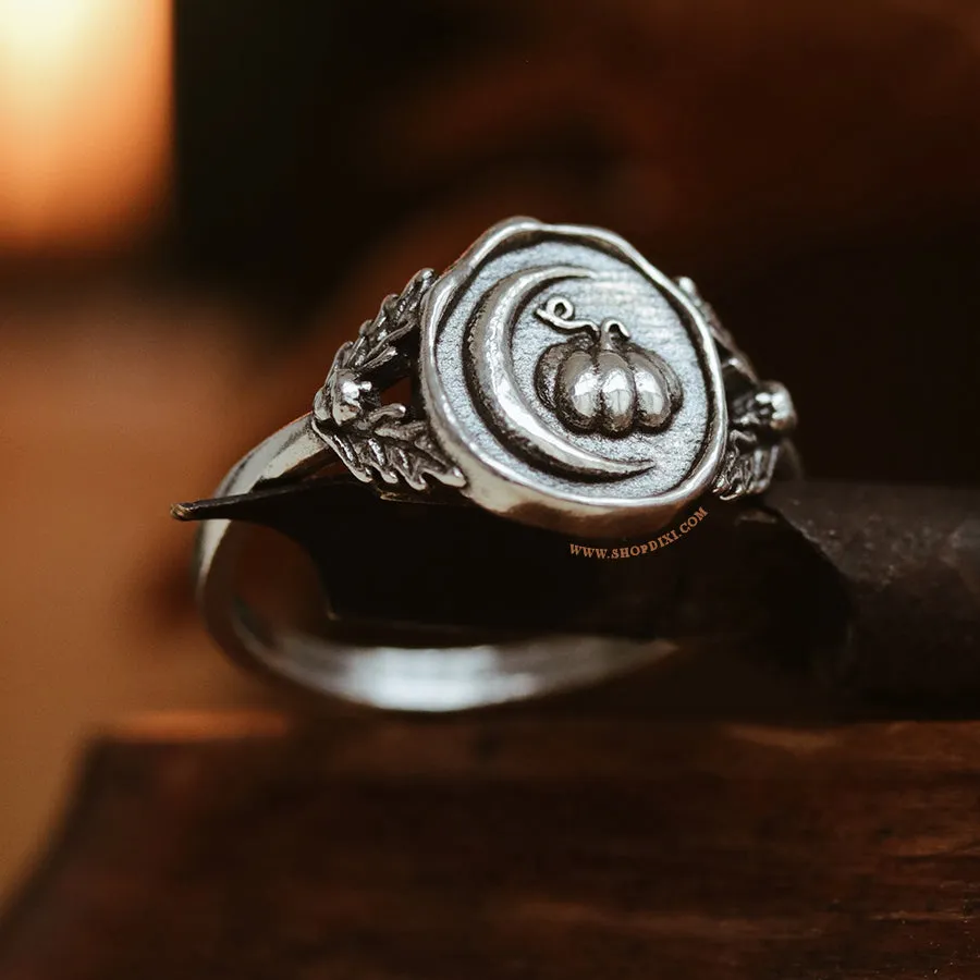 Pumpkin Crescent Cradle Wax Seal Ring