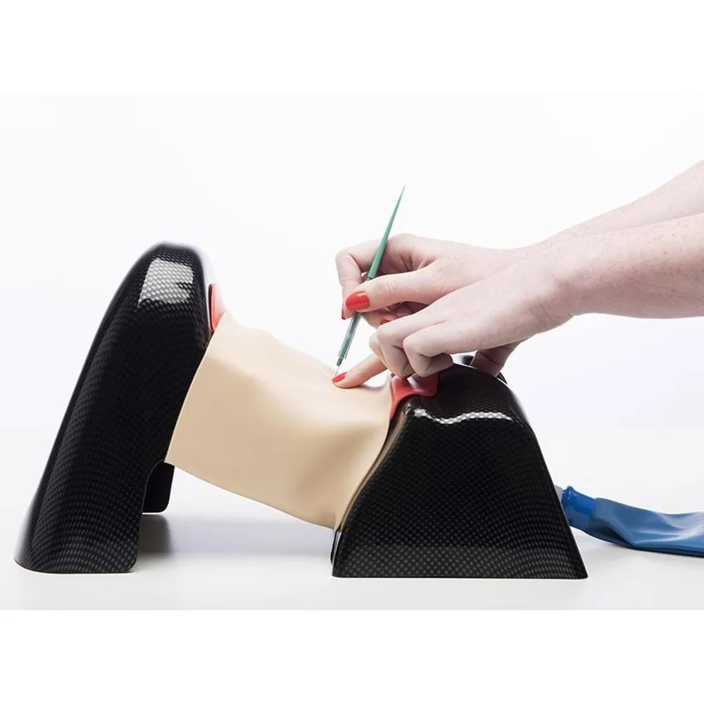 TruCric - Surgical Cricothyroidotomy Training Simulator