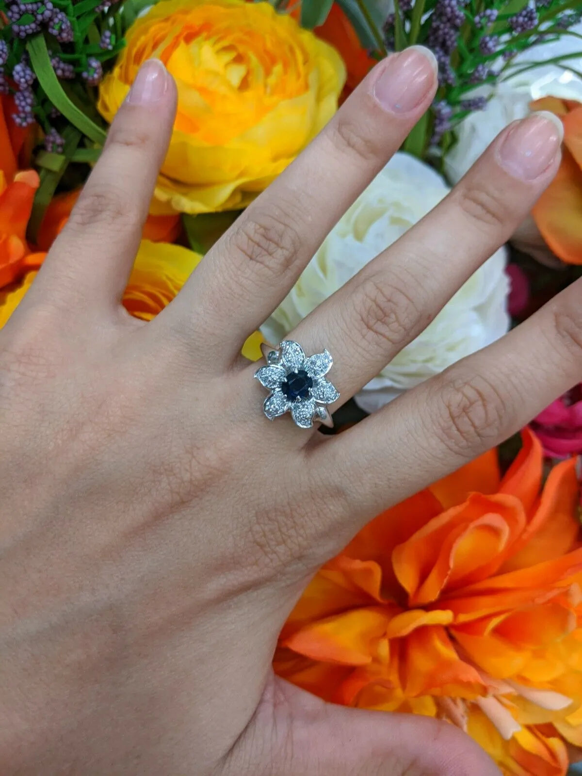 Vintage White Gold Blue Sapphire and Diamond Flower Ring 5 grams